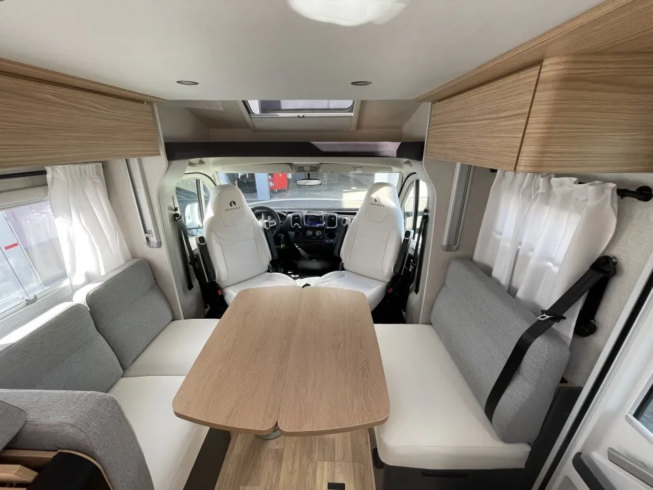 NOMADE T 740 FGJ