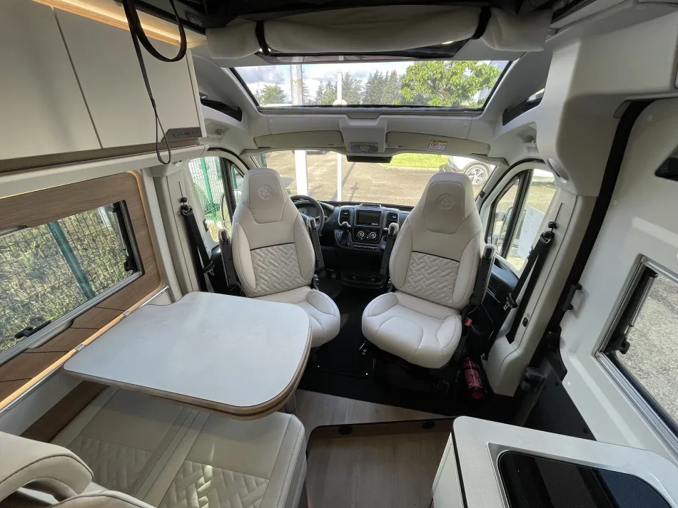 MAGELLAN 643 AIR SAPHIR