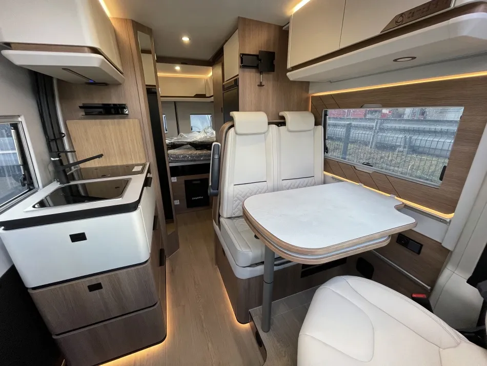 MAGELLAN 643 AIR SAPHIR