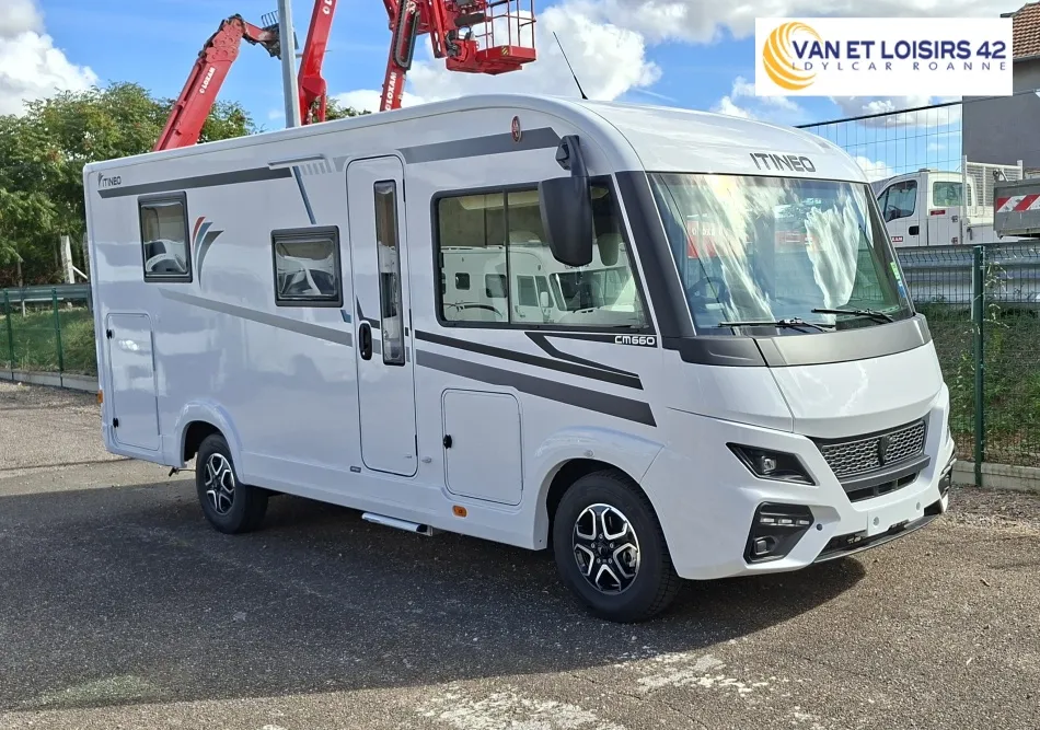 FAMILI COMPACT CM 660