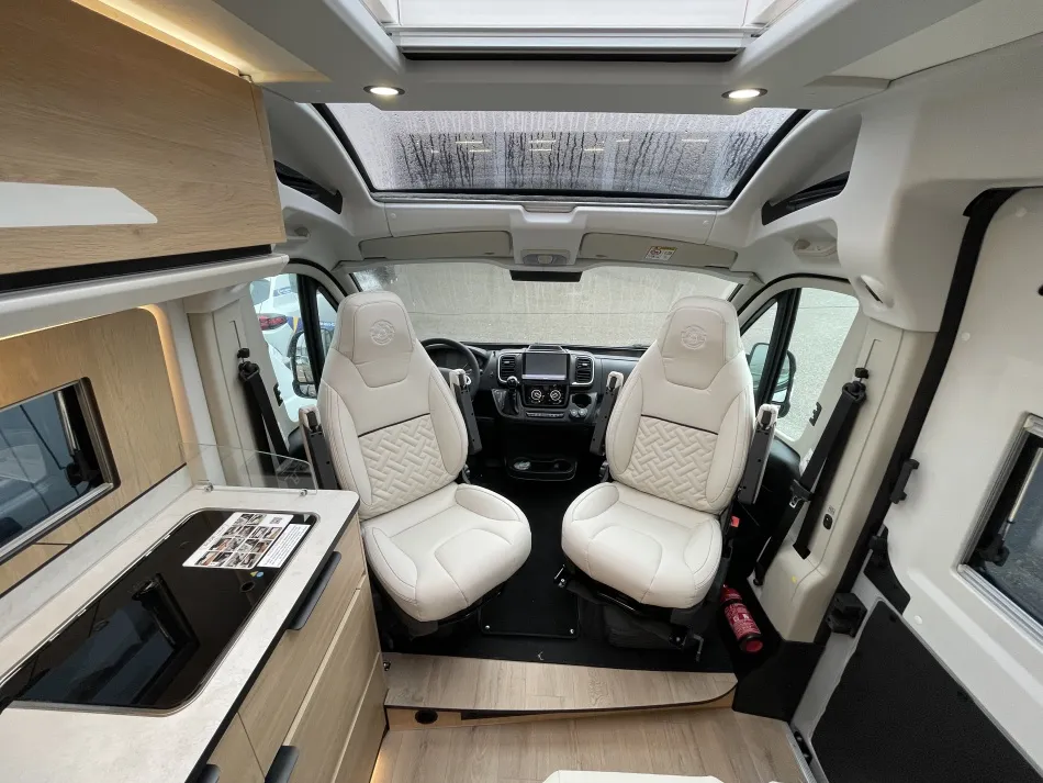 MAGELLAN 745 SAPHIR