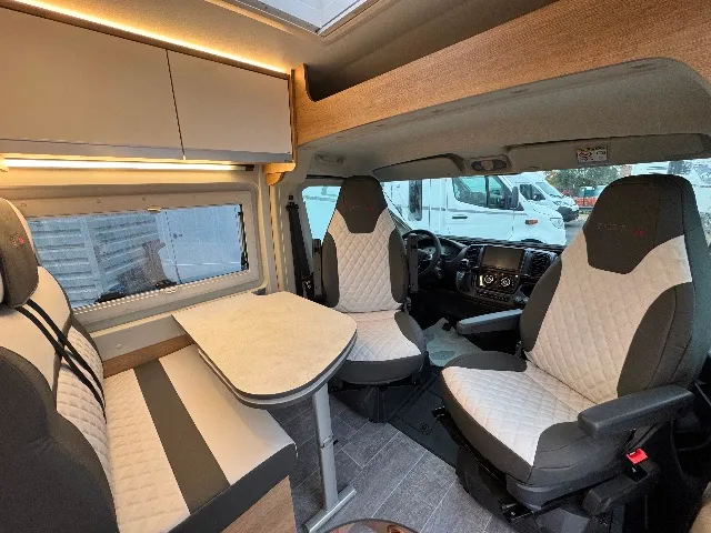 Fourgon aménagé - Giottiline - GIOTTIVAN 64G - 2026