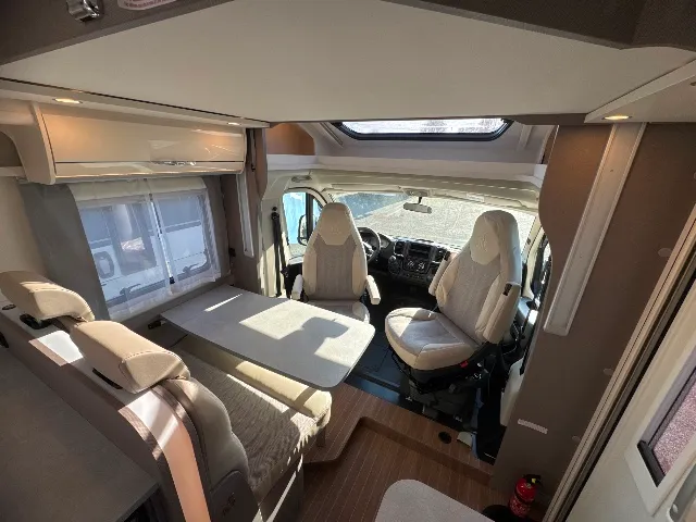 T 5900 FB