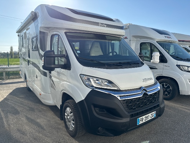 Camping-car MCLOUIS Yearling