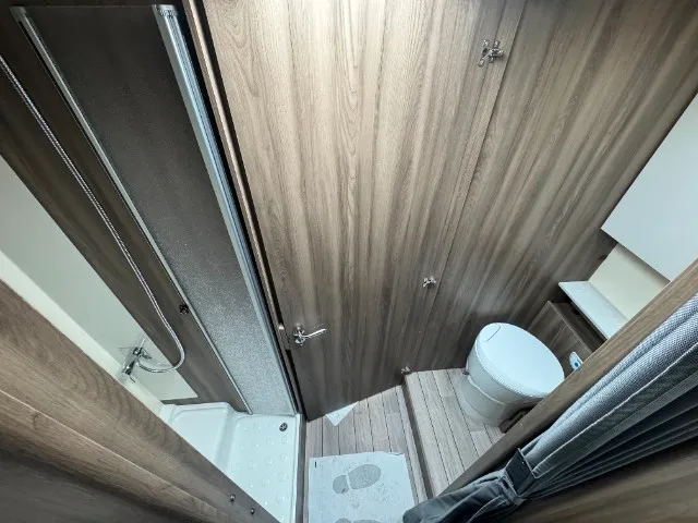 Camping-car - Roller Team - Zefiro 266 TL - 2026