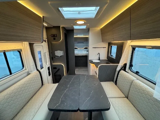 Camping-car - Etrusco - I 7400 QBC - 2026