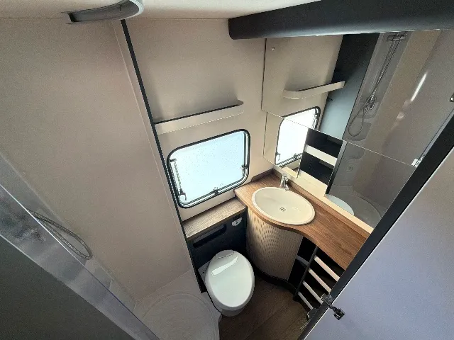 Caravane - Hobby - 545 KMF - 2026