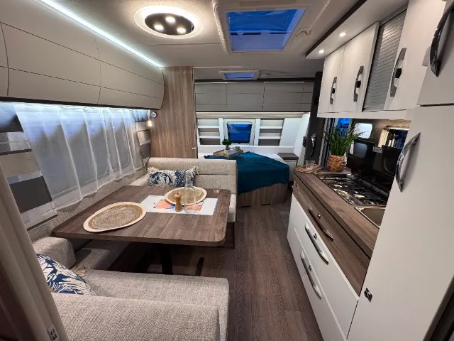 Caravane - Hobby - 545 KMF - 2024