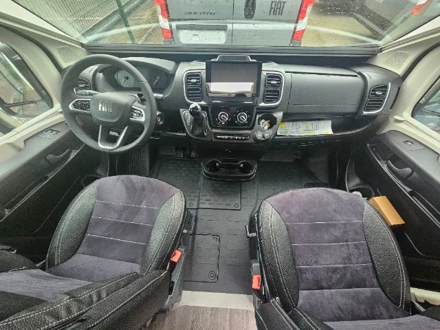 Fourgon aménagé - Font Vendôme - LeaderCamp - 2026