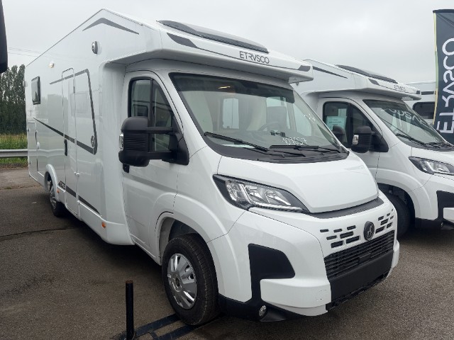 Camping-car ETRUSCO T 7.4 QBC