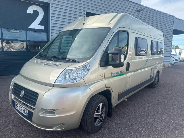 Fourgon aménagé occasion Chausson — Fourgon aménagé