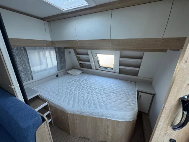 Caravane - Hobby - 545 KMF - 2027