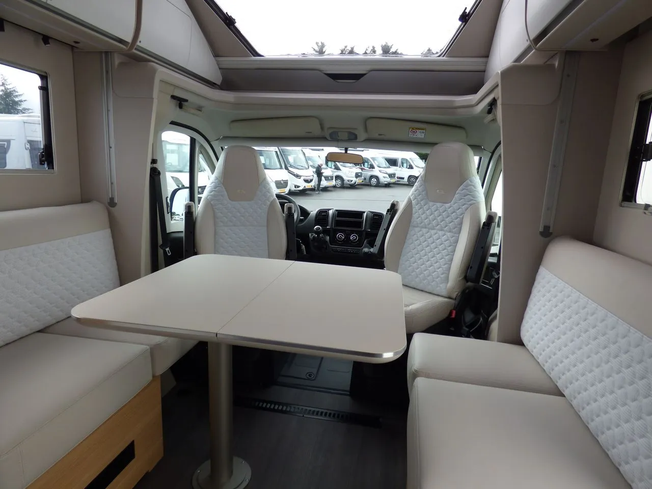 Camping-car - Adria - Matrix plus 670 DC - 2024