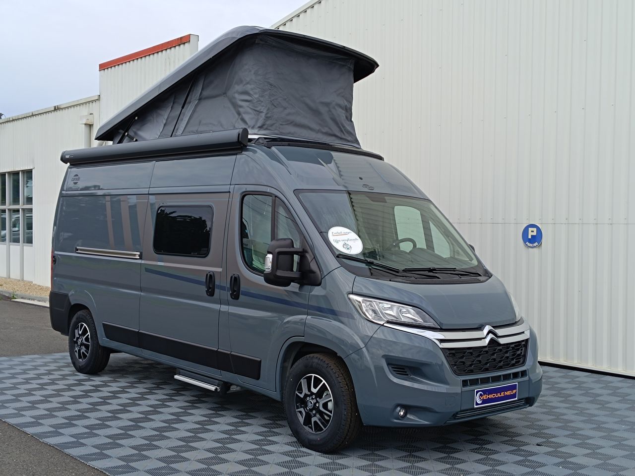 Camping-car CARADO CV600 PRO