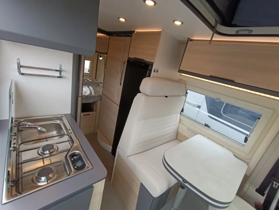 Fourgon aménagé - Dreamer - D55 UP - 2025