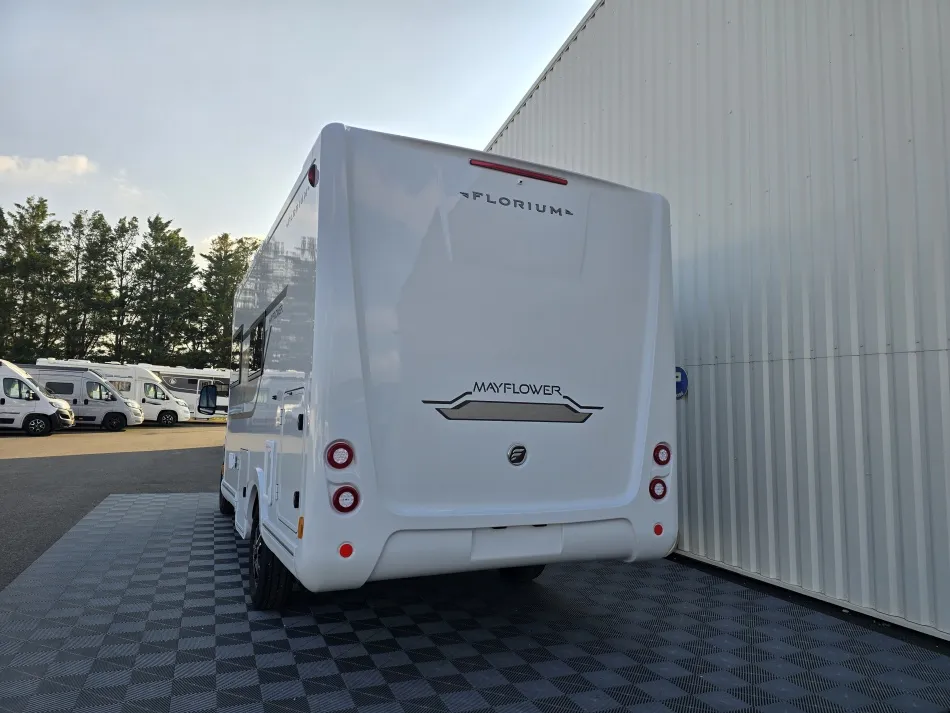 MAYFLOWER 67LO