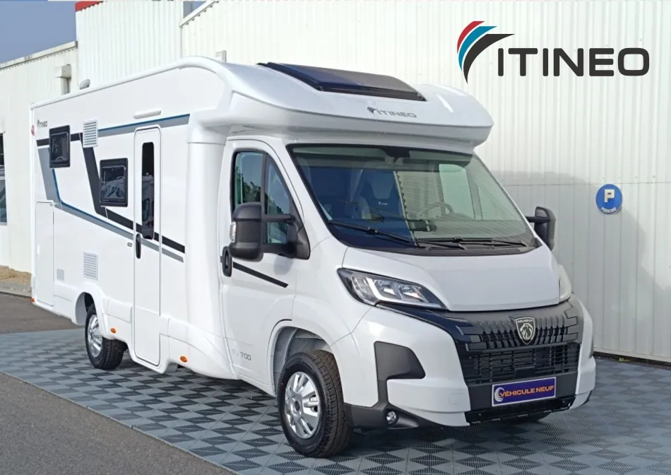 PJ 700