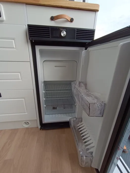 Fourgon aménagé - FREEDO - 541 HT - 2025