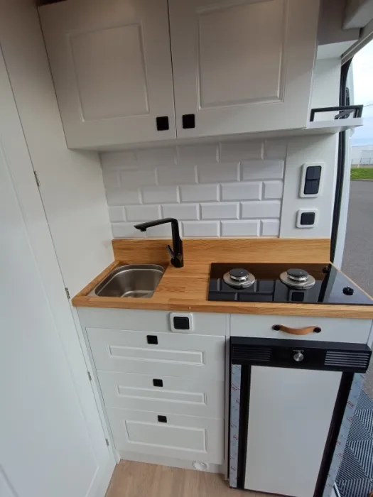 Fourgon aménagé - FREEDO - 541 HT - 2025