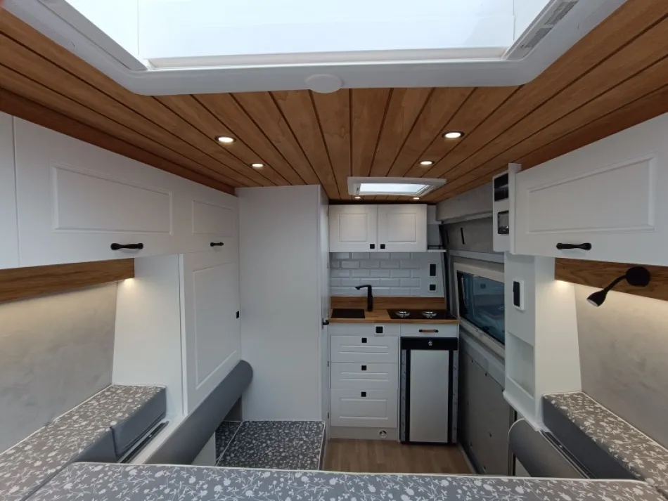 Fourgon aménagé - FREEDO - 541 HT - 2025