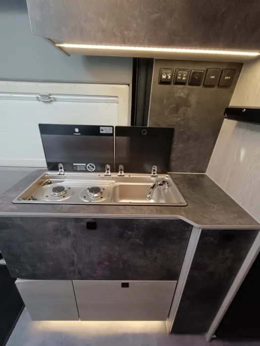 Fourgon aménagé - Robeta - HELIOS 24001072 - 2025