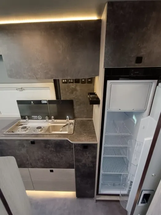 Fourgon aménagé - Robeta - HELIOS 24001072 - 2025