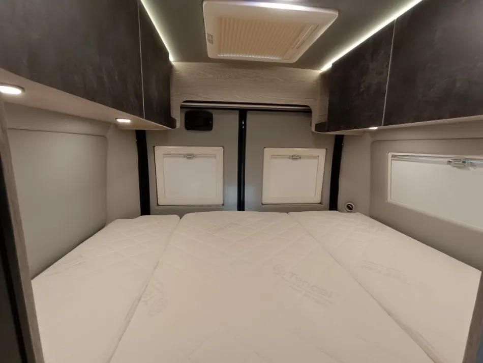 Fourgon aménagé - Robeta - HELIOS 24001072 - 2025