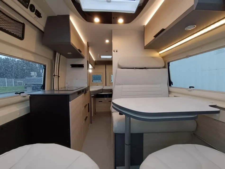 Fourgon aménagé - Dreamer - D68 FUN+ - 2026