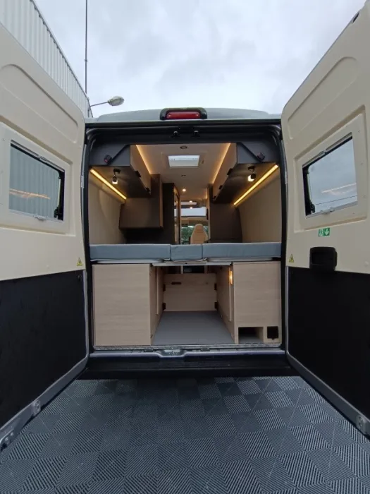 Fourgon aménagé - Dreamer - D68 FUN+ - 2026