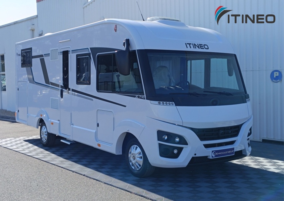 Camping-car ITINEO JC740 .