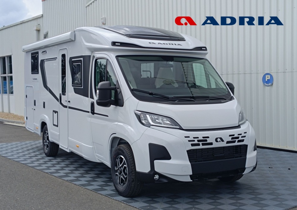 Camping-car ADRIA COMPACT DC