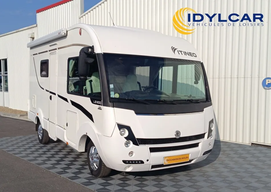 Camping-car occasion – Intégral — Camping-car profilé
