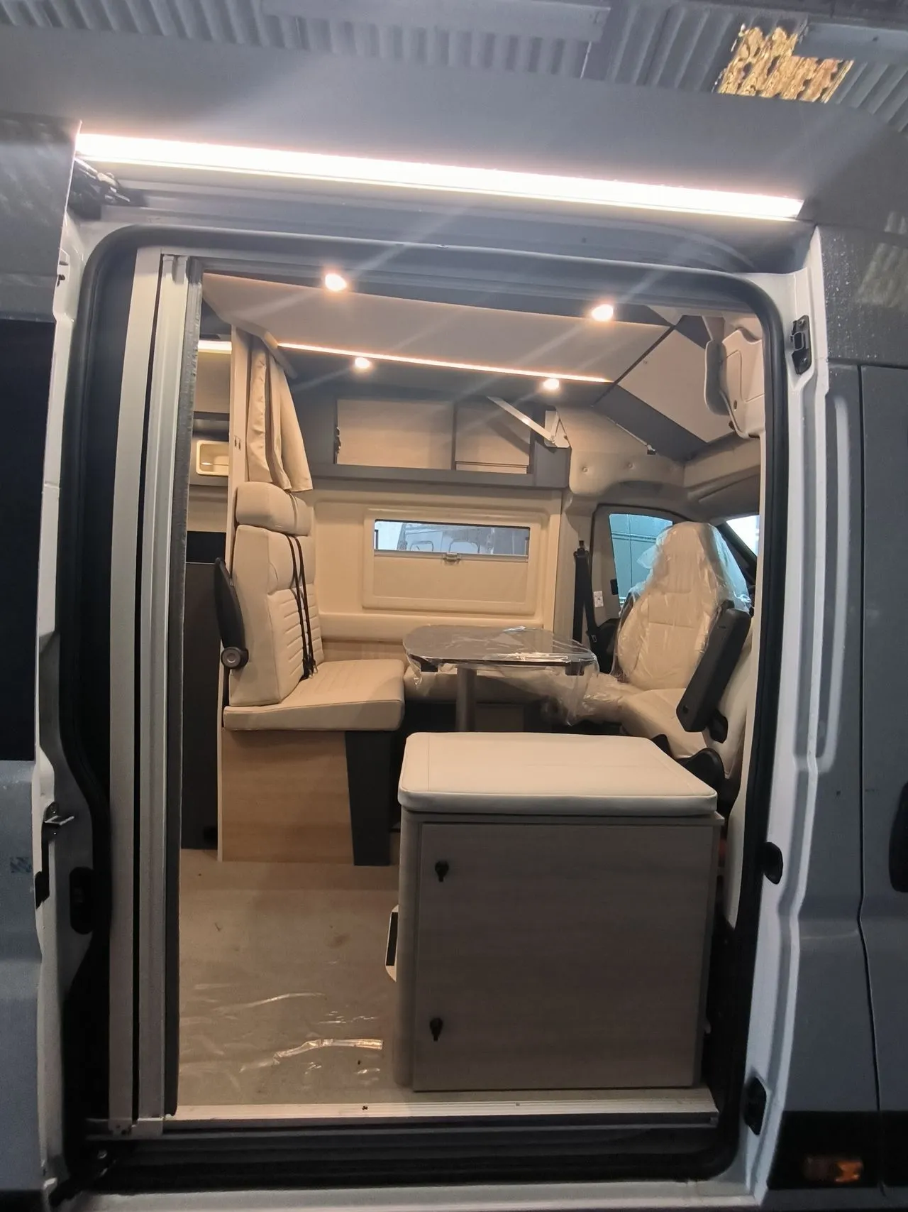 Fourgon aménagé - Dreamer - CAMPERFIVE - 2025