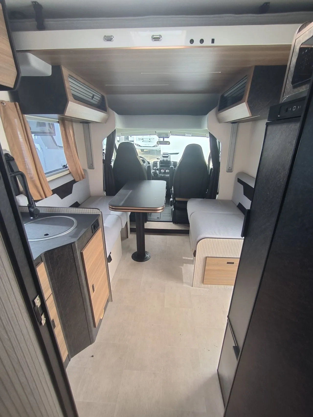 Camping-car - Rimor - sarus 66 - 2025
