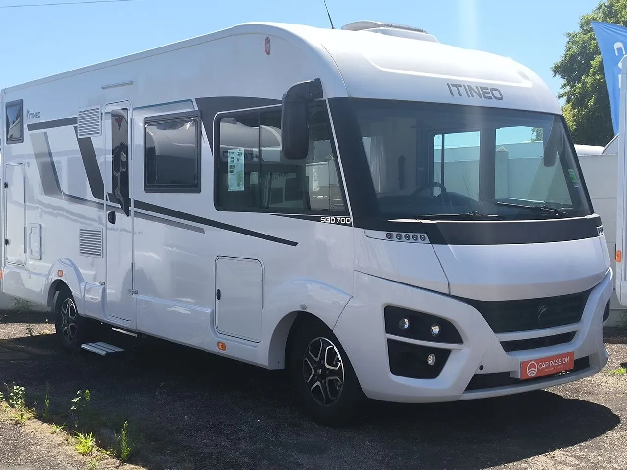 SBD 700