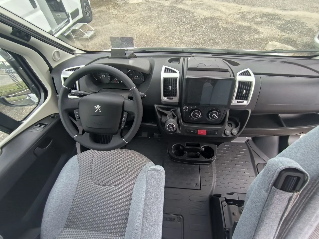 Fourgon aménagé - Weinsberg - 600 MQ