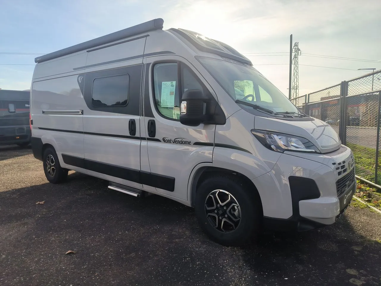 leader camp elegance