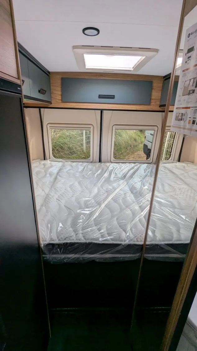 Fourgon aménagé - Font Vendôme - leader camp elegance - 2026