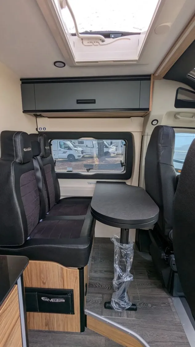 leader camp elegance