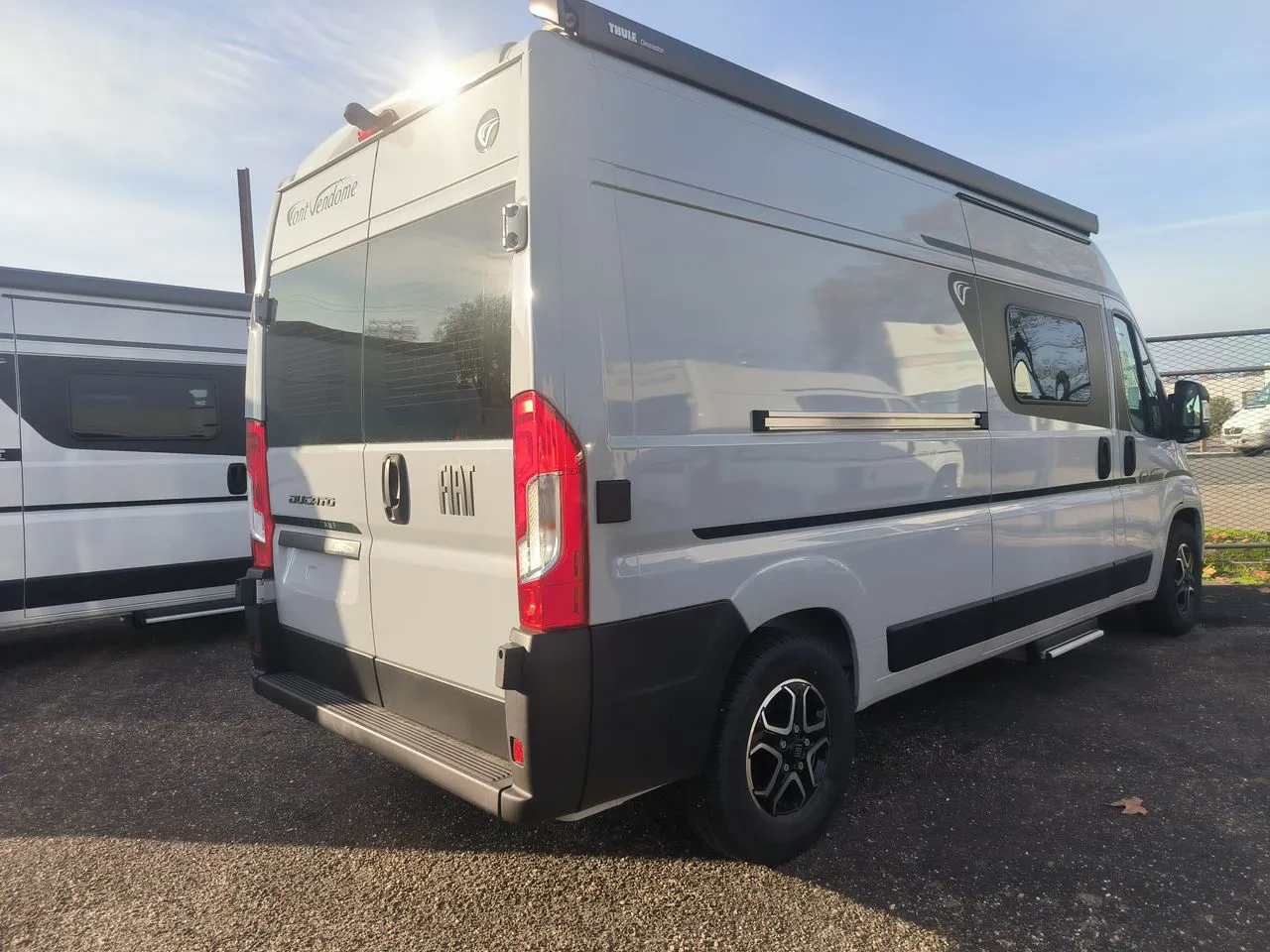 Fourgon aménagé - Font Vendôme - leader camp elegance - 2026