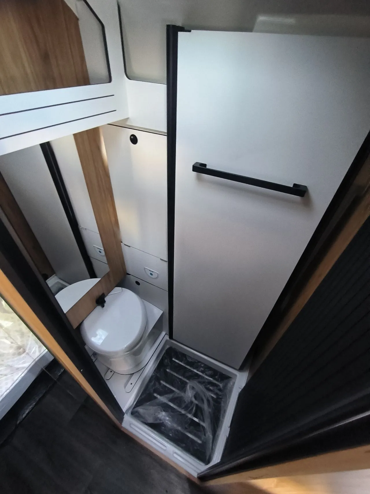 Fourgon aménagé - Font Vendôme - leader camp elegance - 2026