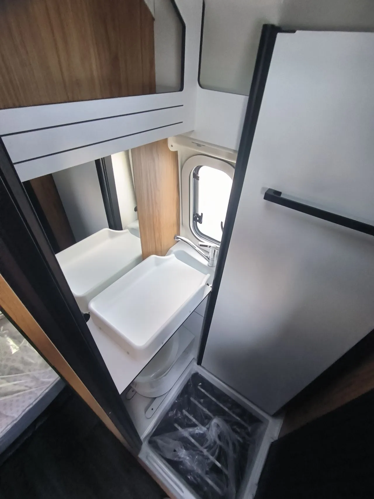 Fourgon aménagé - Font Vendôme - leader camp elegance - 2026