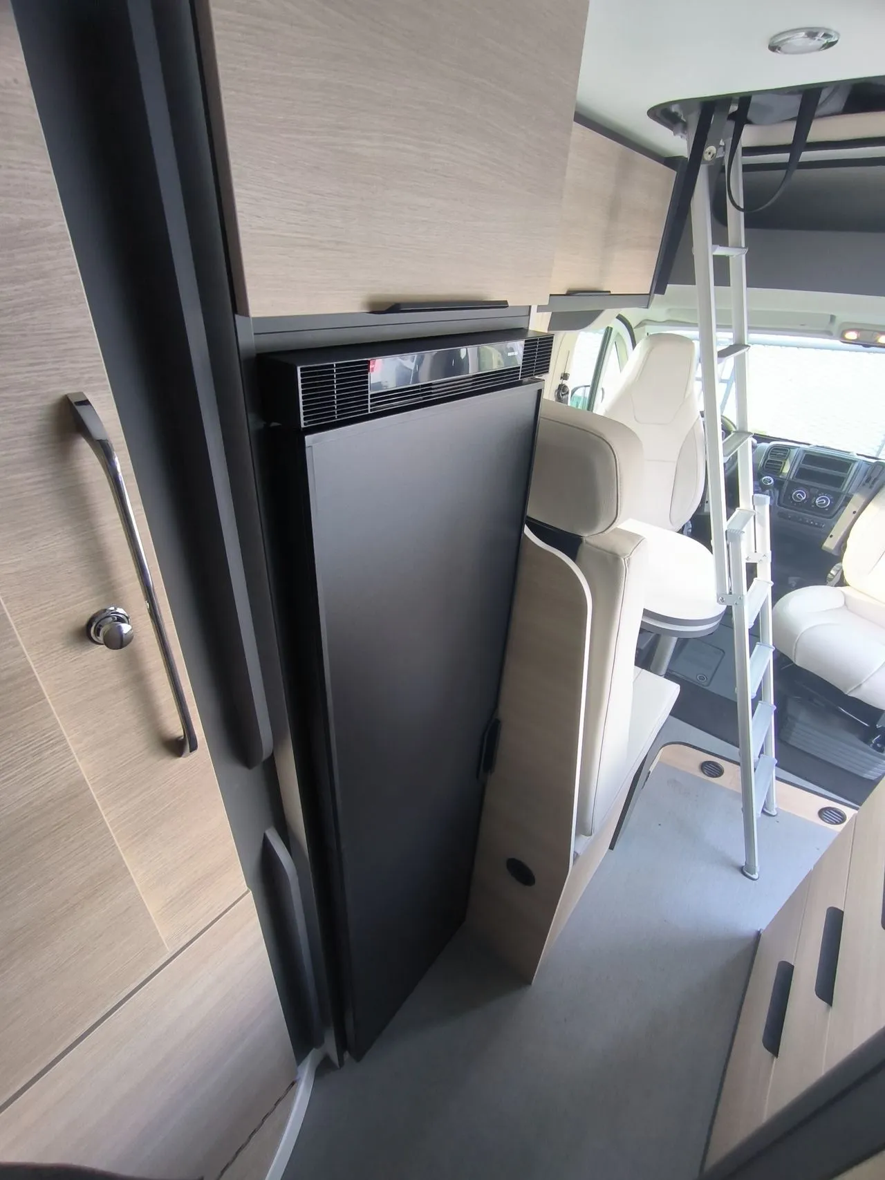 Fourgon aménagé - Dreamer - D55 up - 2026