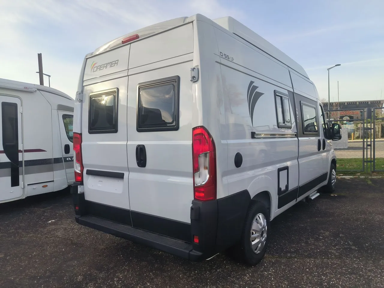 Fourgon aménagé - Dreamer - D55 up - 2026