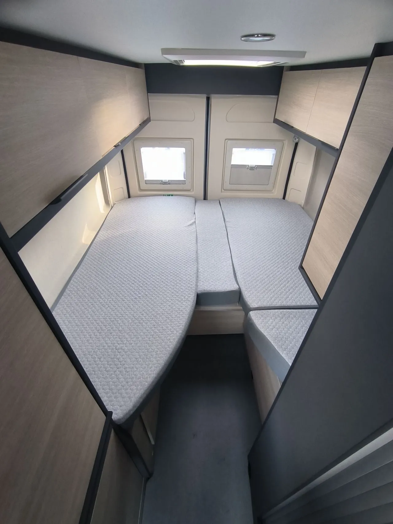 Fourgon aménagé - Dreamer - D 68 20 ANS - 2026