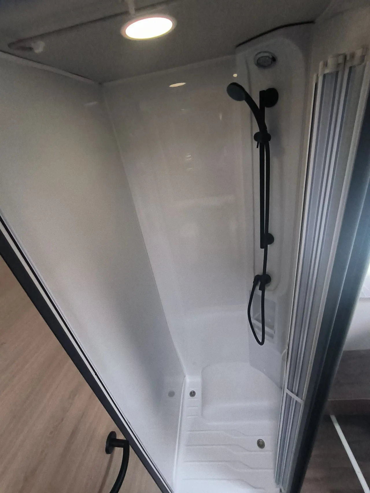 Camping-car - Knaus - LIVE WAVE 70 LX PLATINIUM SELECTION - 2026