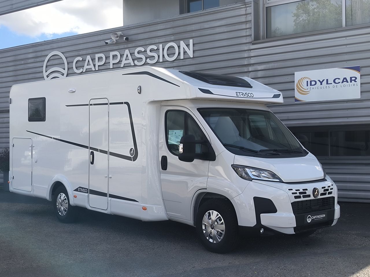 Camping-car ETRUSCO T 7.4 QBC