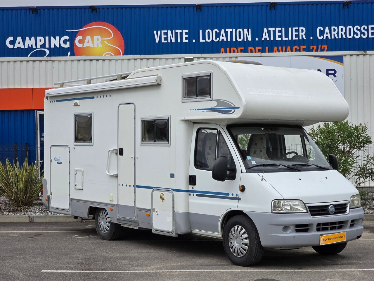 Camping-car ADRIA CORAL680