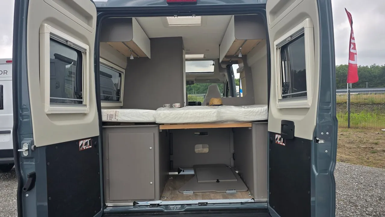 Fourgon aménagé - LMC - 541INNOVAN - 2025