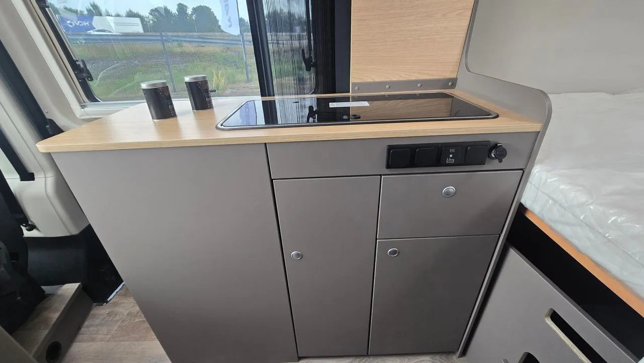 Fourgon aménagé - LMC - 541INNOVAN - 2025